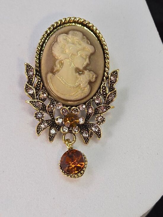 Jewelry - Vintage Cameo Brooch Victorian Amber Rhinestone Drop Gold Frame Renaissance Pin
